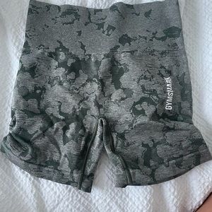 green camo gymshark shorts